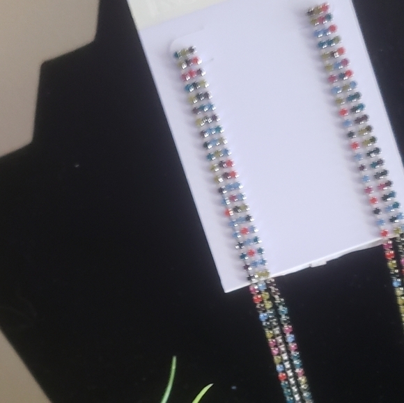 NEW! JESSICA MCCLINTOCK Rhinestone Earrings Jewelry. - Picture 4 of 6